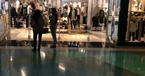 KOAJ  PLAZA CENTRAL KOAJ  PLAZA CENTRAL